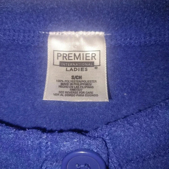 Premier Blue Snowman Stringing Lights Button Up Holiday Sweater Cardigan Small - Picture 4 of 4